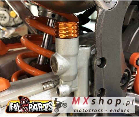 FM-PARTS RADIATOR ZBIORNICZKA HAMULCOWEGO KOLOR POMARAŃCZOWY